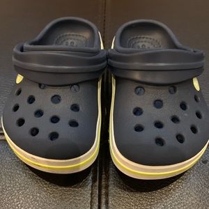 Crocs’ Kids Crocband Clog, Navy/Citrus, Size 5